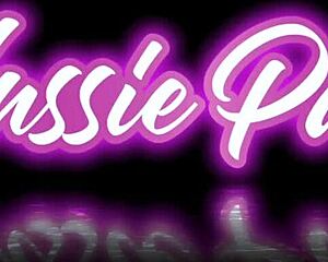 curvy inked snowboarder christina savoy meets damion dayski