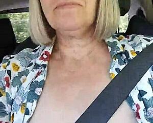 snapped a quick selfie flashing tits right in the car