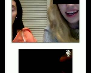 Juicy Lucy boldly teases ebony ass tits squirting on cam2cam