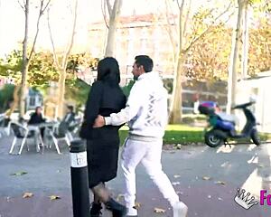 Nelia Estrada Huge Tits Flash Madrid Streets Quick Public Fuck?