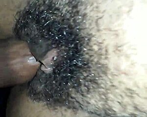 redbone milf lemme dive in n suck dat juicy pussy real good 😋👅