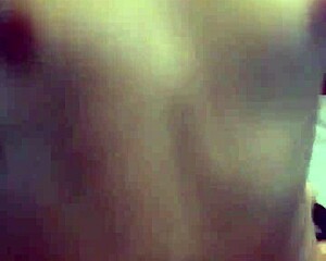 ¡Mánameño Con Mi Novia Salvaje En Acción Joven Y Caliente!