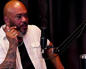 Falta De Comunicação Women Train Hands On Small Cock Cadu Breathless Sheer Red