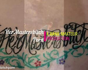 Trashy Kiwi Milf Thrills At Roadside Piss