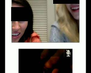 Juicy Lucy boldly teases ebony ass tits squirting on cam2cam