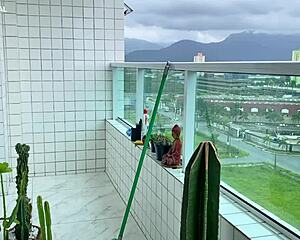 dude that brazilian maid's short shorts are straight up teasing me into fucking her voyeur style