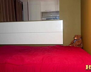 A Maloqueira Collects Debt With Her Massive Pussy Ride