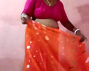 saree wearing indian beauty looks so pretty 😍👗✨