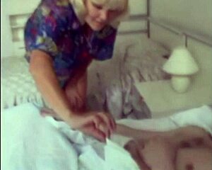 Experienced woman takes bold control in raw mature action