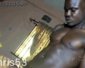 ebony amateur with small waist and tits submits in homemade play