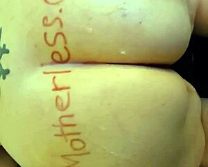 candid sandra's fat hairy pussy lips get licked in garage ass worship