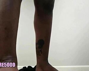 curvy ebony housewife shakes her huge ass homemade