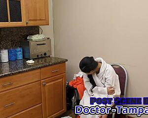 dr tampa pays latina nurse mya cash for hospital handcuff fuck! 👮‍♀️💰🏥