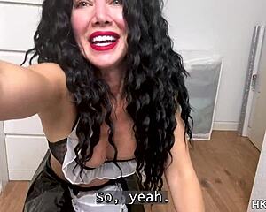 hotkinkyjo pushes anal limits with speculum in hkjvr