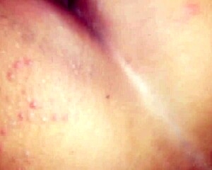 me cogiendo duro a esta putita mexicana en posicion de perra