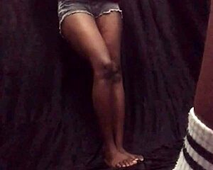 curvy amateur babe's first naked photoshoot reveals sexy body