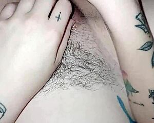 ohh damn espectacular cumshot floods my big argentine vagina deep