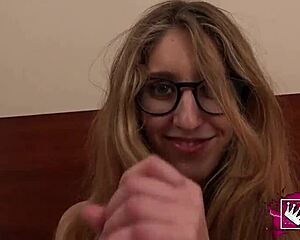 pandora shows superman her massive tits in cosplay fun