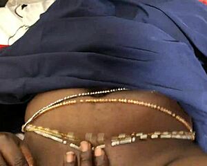 hey muslim girl, show that hairy pussy up close?