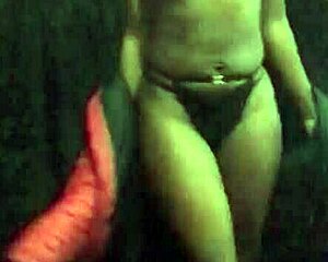 curvy amateur babe's first naked photoshoot reveals sexy body