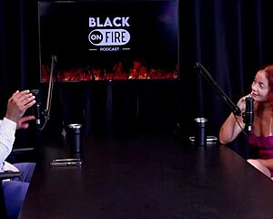 bruna ferrari hides face but cums on cucumber anal?