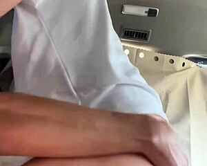 early morning park car sex licking tongue makes her cum inside