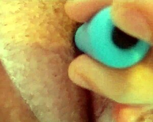 Brittbflyspread4u milf spreads tight pussy close up for vibrator play uncensored