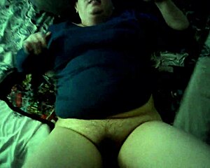 Gamer chick spreads legs for bareback dick in missionary, doggystyle, and creampie pounding.