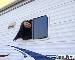 carolina sweets answers booty call for hidden anal assfucking and blowjob