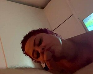 Chupando pau por cinco minutos aguenta quantos minutos de boquete na live