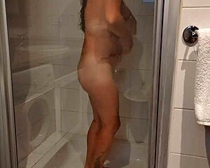 tanned stepsis bathroom thrill in sharm hotel