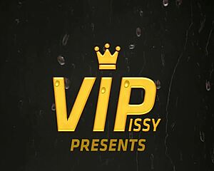 i make her piss right in my mouth while i suck that cock hard