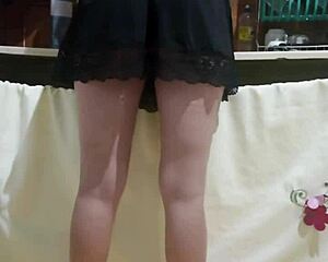 damn this employee slut flashes her hot brazilian ass at work makin me crazy horny