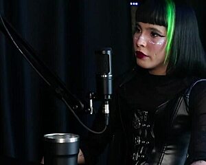 Decided to Make Porn Got Called to School over Leaked Video Lost Virginity in Mom's Bed