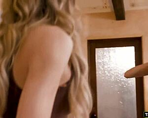 getting fucked by two shemales licking my ass is pure bliss you gotta try their cocks 😍🍑💦