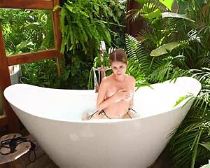 i'm heidy pino the erotic colombian latina princess showering seductively