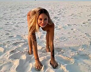 monika fox naked beach pose pussy ass sand sprinkle! 🏖️🍑
