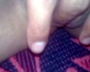 yo who's up for some steamy masturbacion fun tonight? feels good 