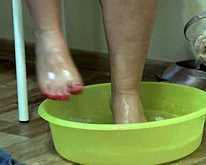 Sexy hairy pussy babe flaunts nylon legs heels socks red pedicure