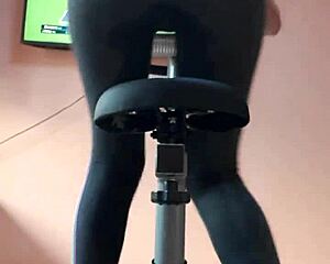 She powers through her workout as pee floods her gym leggings