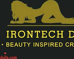 wanna fuck venus the christmas beauty sex doll's perfect holes?