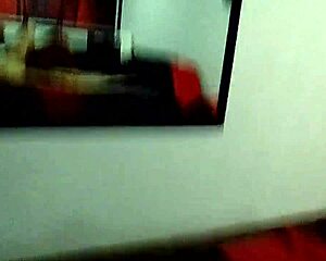 Teen girl poses nude in hotel mirror with her guy