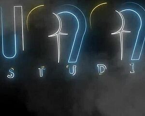 Kyra Sex vs Alice Maze in wild 4-on-2 orgy DAP fisting squirting piss cumswap!