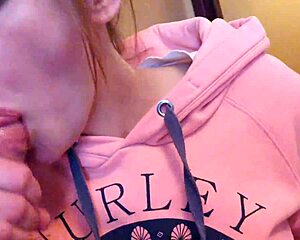 amateur girlfriend deepthroats then takes creampie from friend?