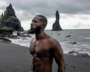 Binaural Beats Trigger Hands-Free Orgasms Exploding For Women!