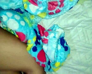 tinder date gets hot in theater then we fuck hard in motel room