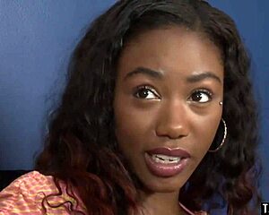 chanell heart that black teen stepdaughter needs big white cock to focus 😩🍆💦