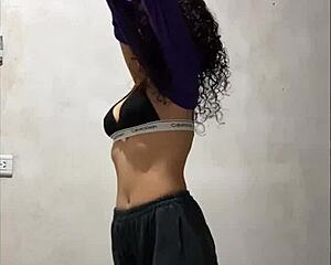 unsure what to wear to uni last time prof hooked up in class