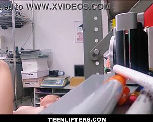 TEENLIFTERS skinny BRUNETTE TEEN veronica church caught