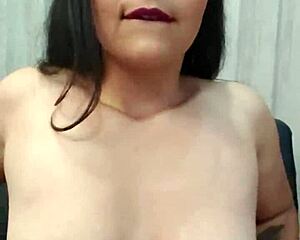 Homemade Latina Hera Shakes Her Big Tits and Ass with Raw Emotion